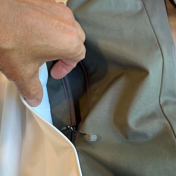 Cutter and Buck Light Jacket - Picture 14 of 14